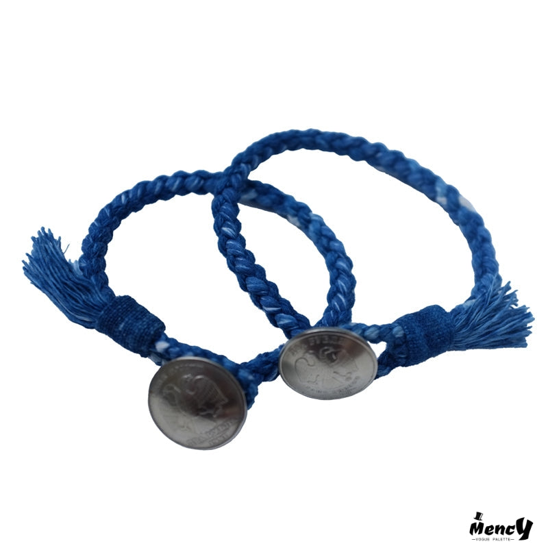 Vegetable indigo-dyed cotton bracelet with concho buttons