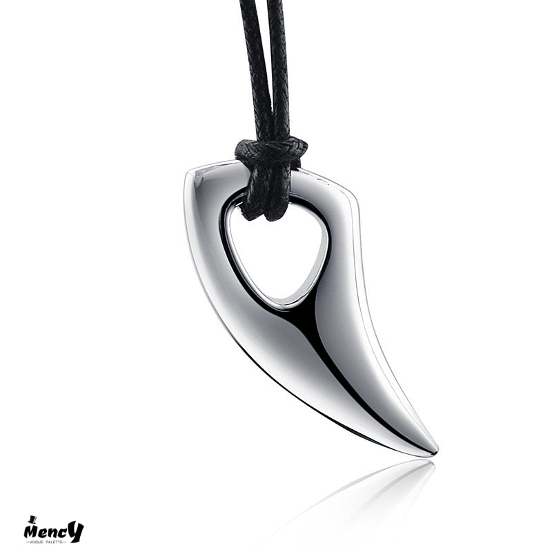 Horn horn design titanium men's necklace