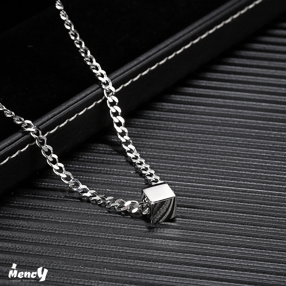 Men's Silver Simple Kihei Chain Square Necklace Cool Cube Pendant Hip Hop Titanium Hypoallergenic Accessory
